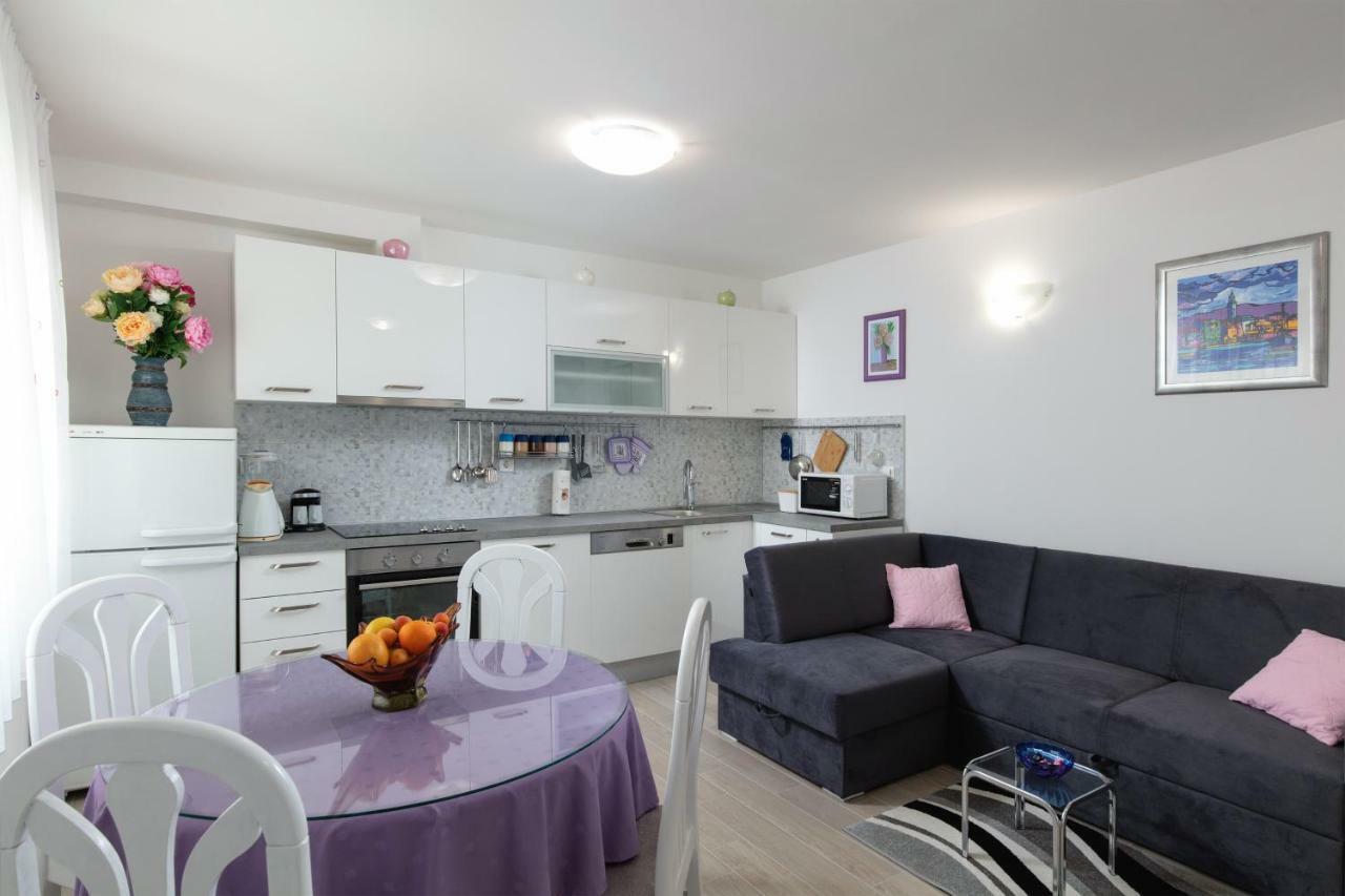 Fully Renovated Grgo Appartamento